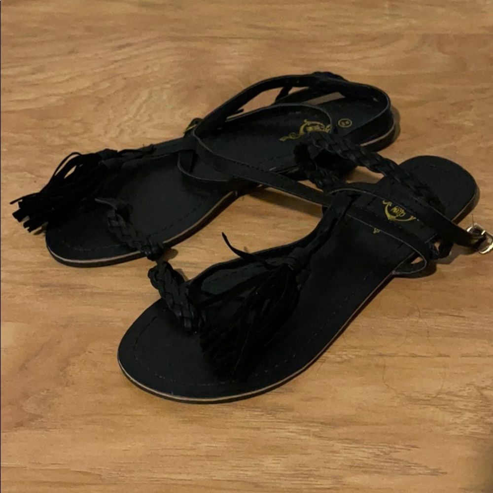 💰SALE!💰 Black strappy lasso sandals